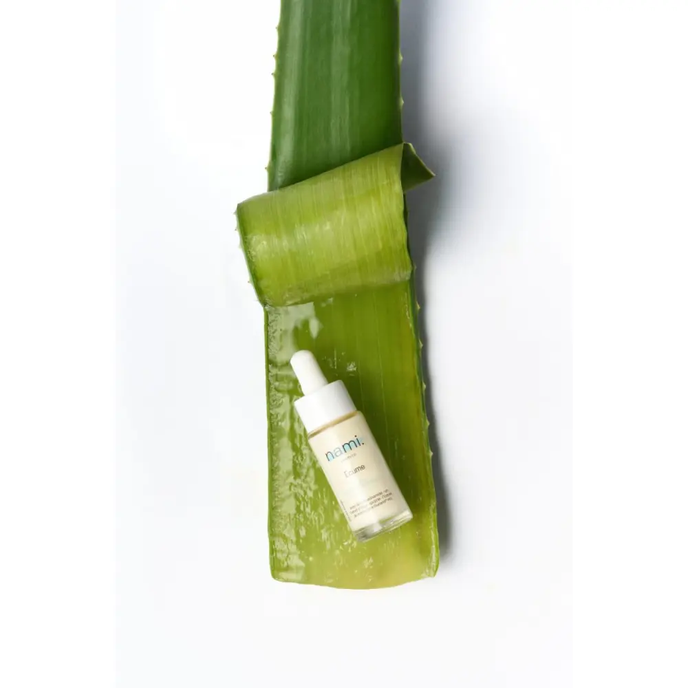 Nami-Beauty_HD_sRVB_ecume_03-min-768x1152