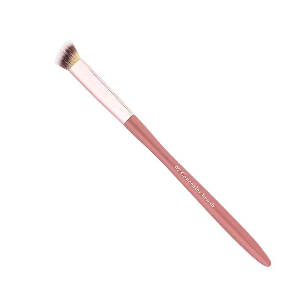 Brush07Concealer_websizewitteachtergrond