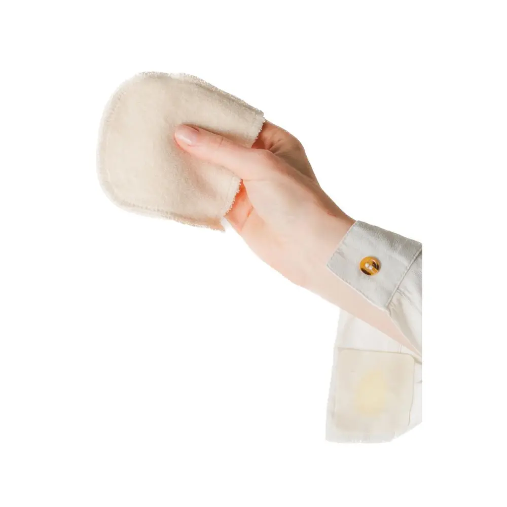 2021-05_JOLIDERM_EmmaCORTIJO-8_1800x1800 Background Removed