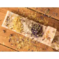 Sapone-naturale-alla-calendula-malva-e-radice-di-altea-1