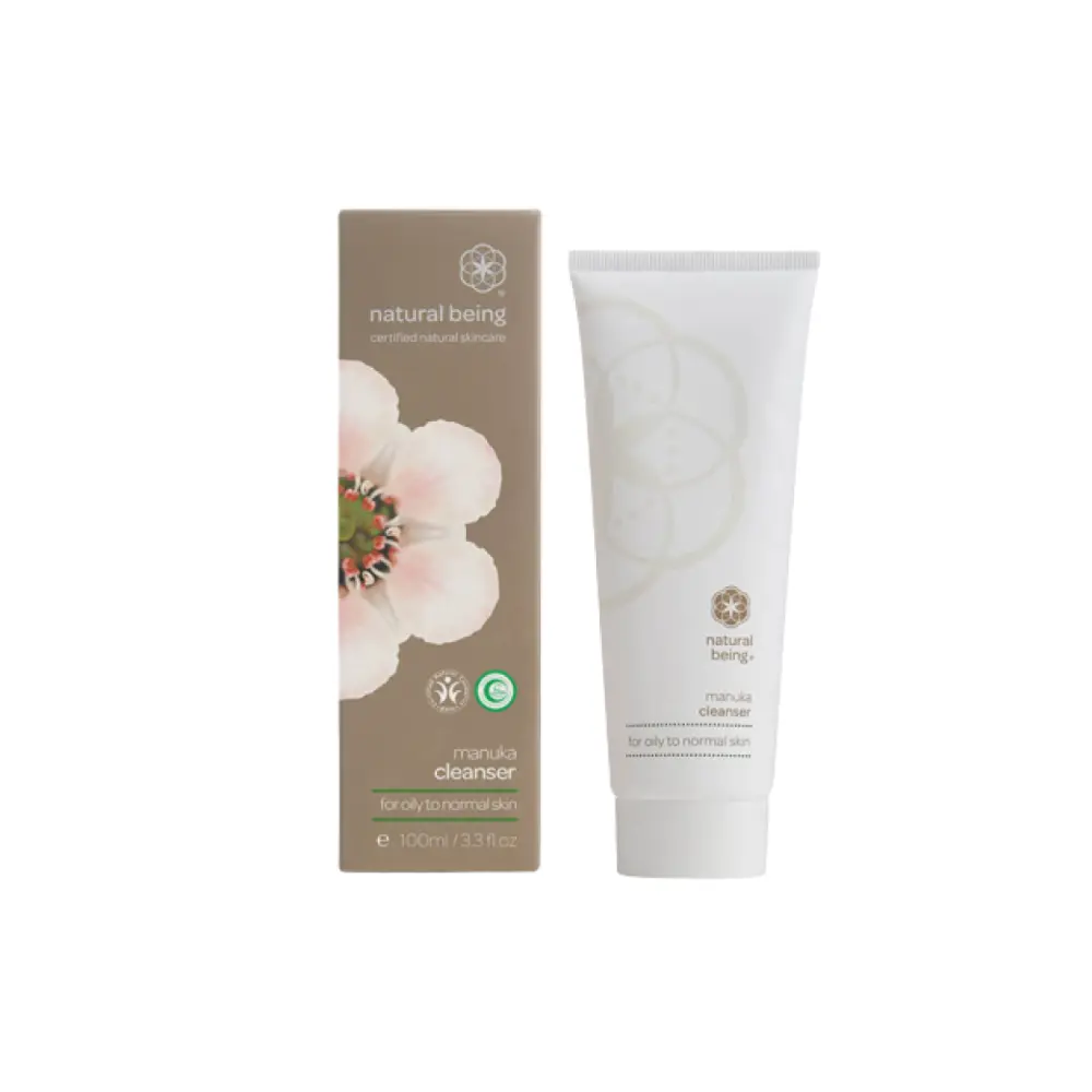 living-nature-natural-being-manuka-waschgel-oelig-bis-normale-haut-removebg-preview