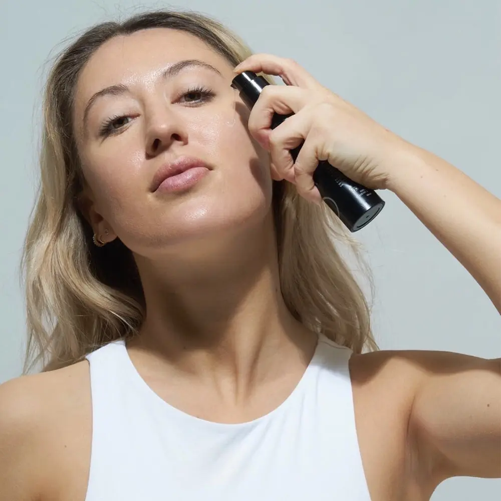 24H Collagen Gesichtsserum mit Ginseng 24H Collagen Gesichtsserum mit Ginseng