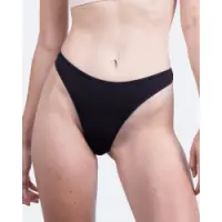 2_FACE_2e623820-1704-4573-bd5d-7e276e3c1f19_900x