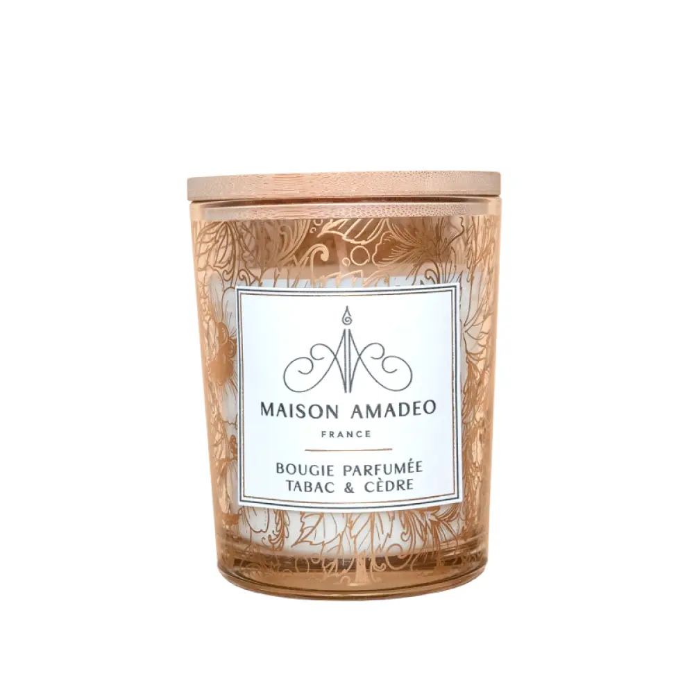 bougie-parfumee-tabac-cedre