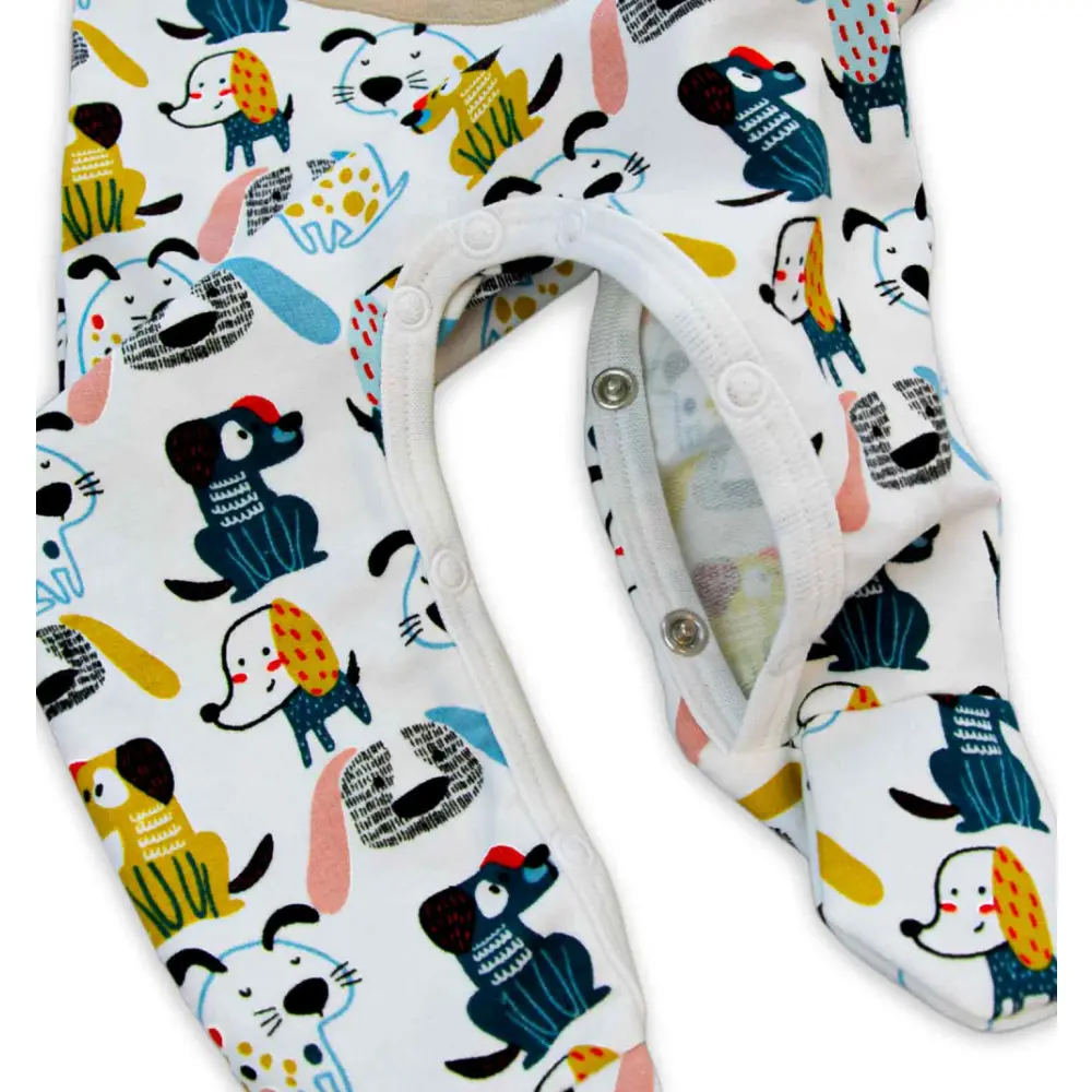 Strampler-weiss-senf-blau-hunde-motiv-wickeloeffnung-fuss