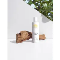 Luxury Hydrating Toner – Feuchtigkeitsspendender & Revitalisierender Toner Luxury Hydrating Toner – Feuchtigkeitsspendender & Revitalisierender Toner