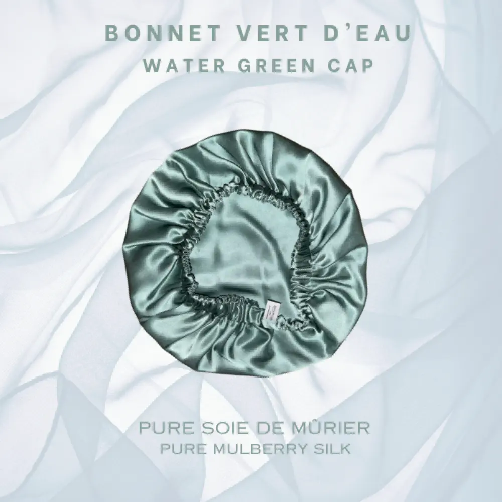 Bonnet_soie_de_murier_vert_d_eau