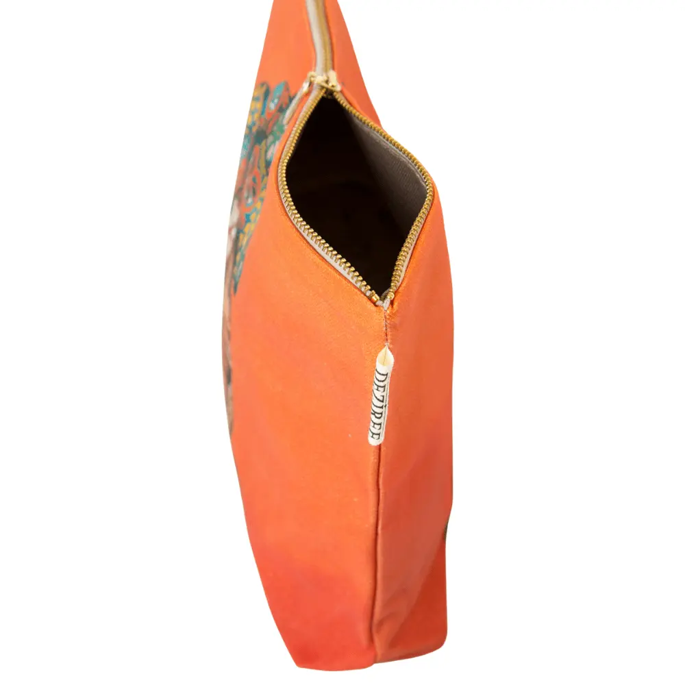 Mzansi-handgefertigte-Waschtasche-Kulturbeutel-African-Woman-Venus-1-11