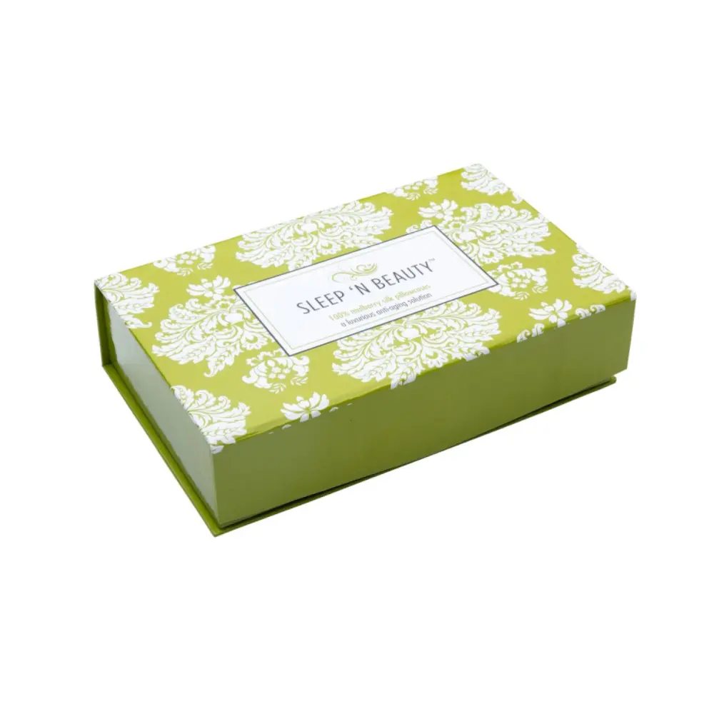 Soie_taie_sleepnbeauty_femme_coffret_ferme_1_HD