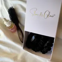 Trio d'élastiques cheveux en soie upcyclée haut de gamme - Noir Trio d'élastiques cheveux en soie upcyclée haut de gamme - Noir