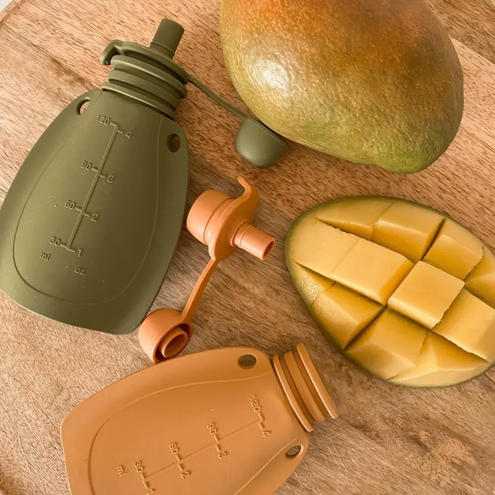 20240427_smoothiepouch_photo3_cr_di1agee