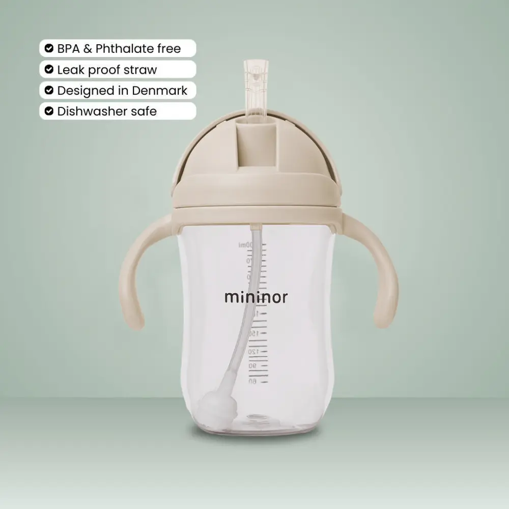 Leak_free_baby_water_bottle_cloudy_morning_14255