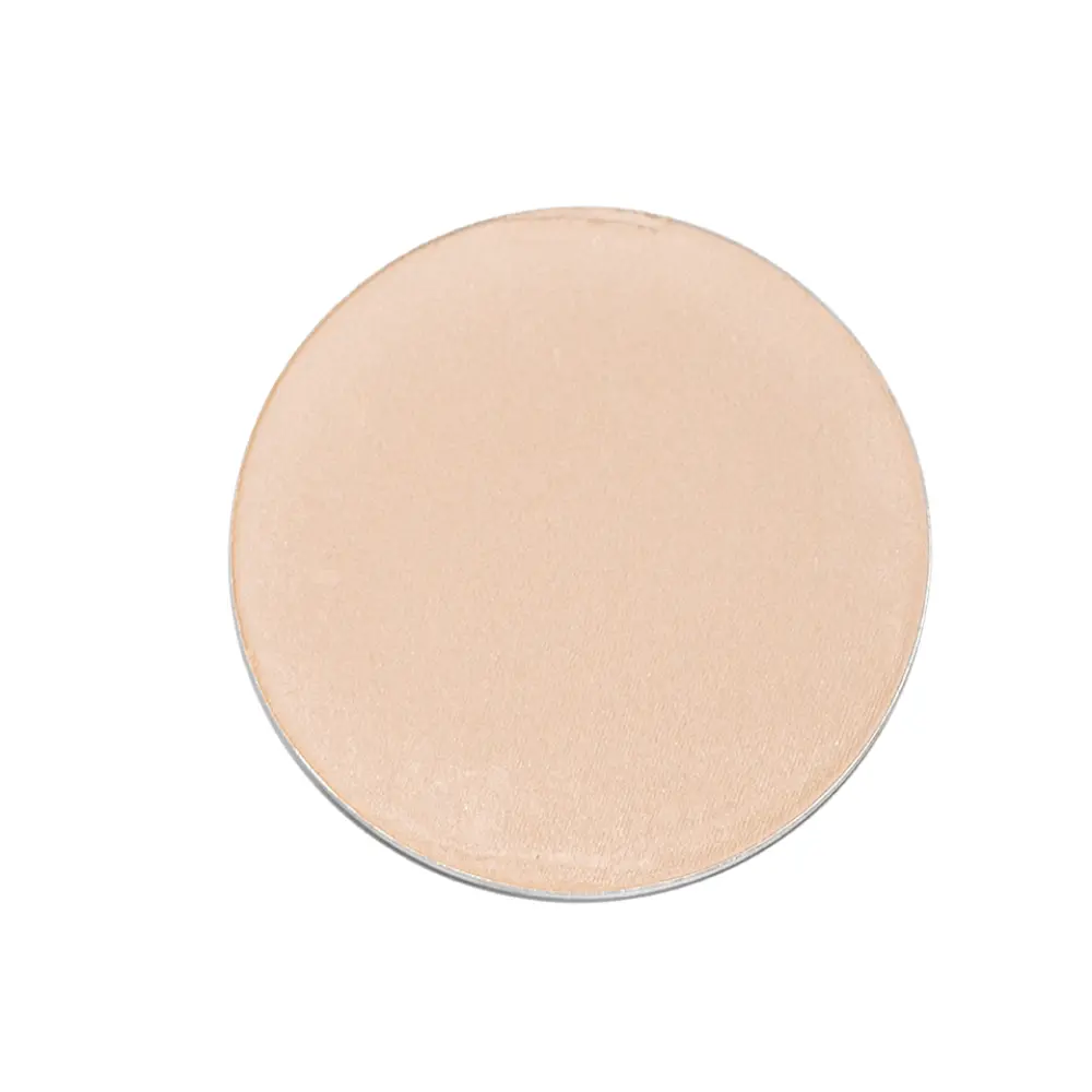 refillable-compact-foundation-light-foundations-en-concealers-208