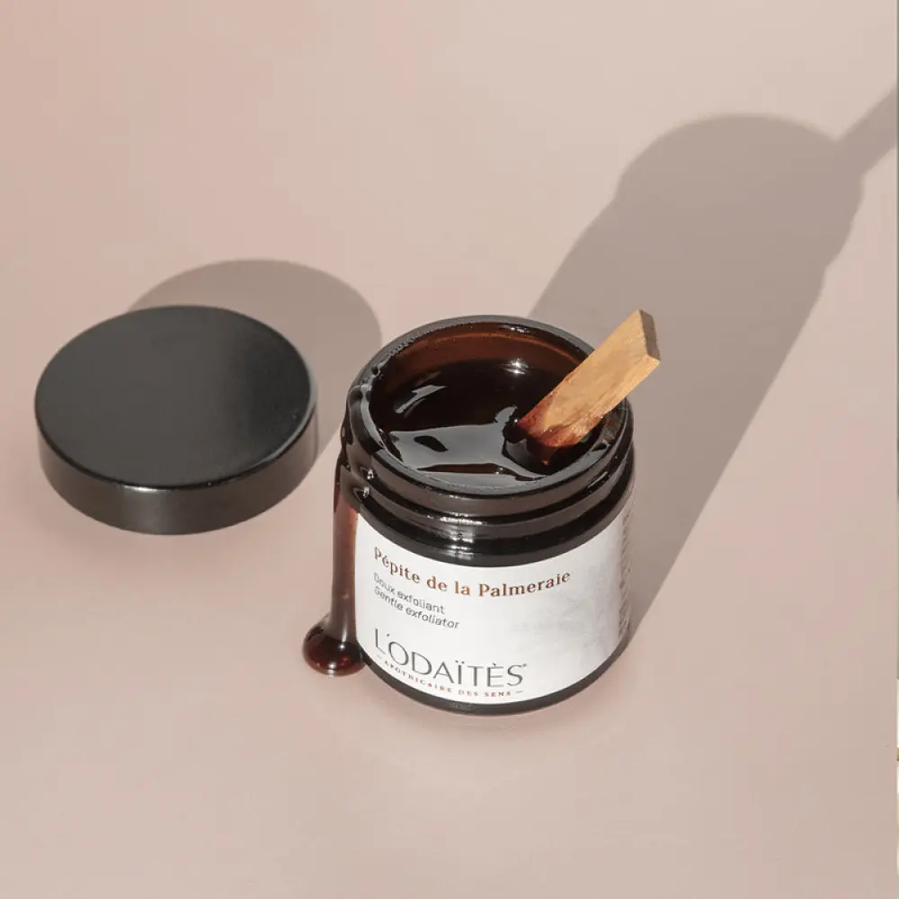 lodaites_doux-exfoliant_lifestyle_800x