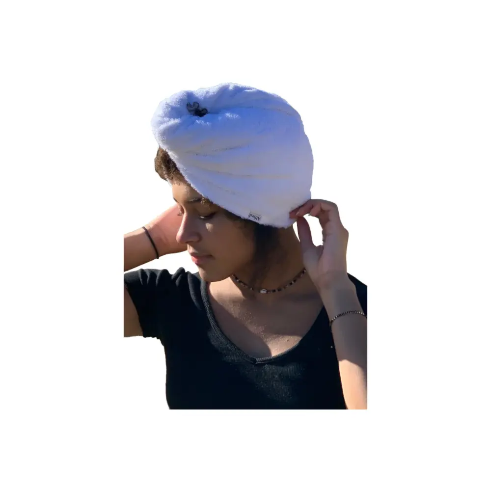 Fond-blanc-serviette-1-scaled