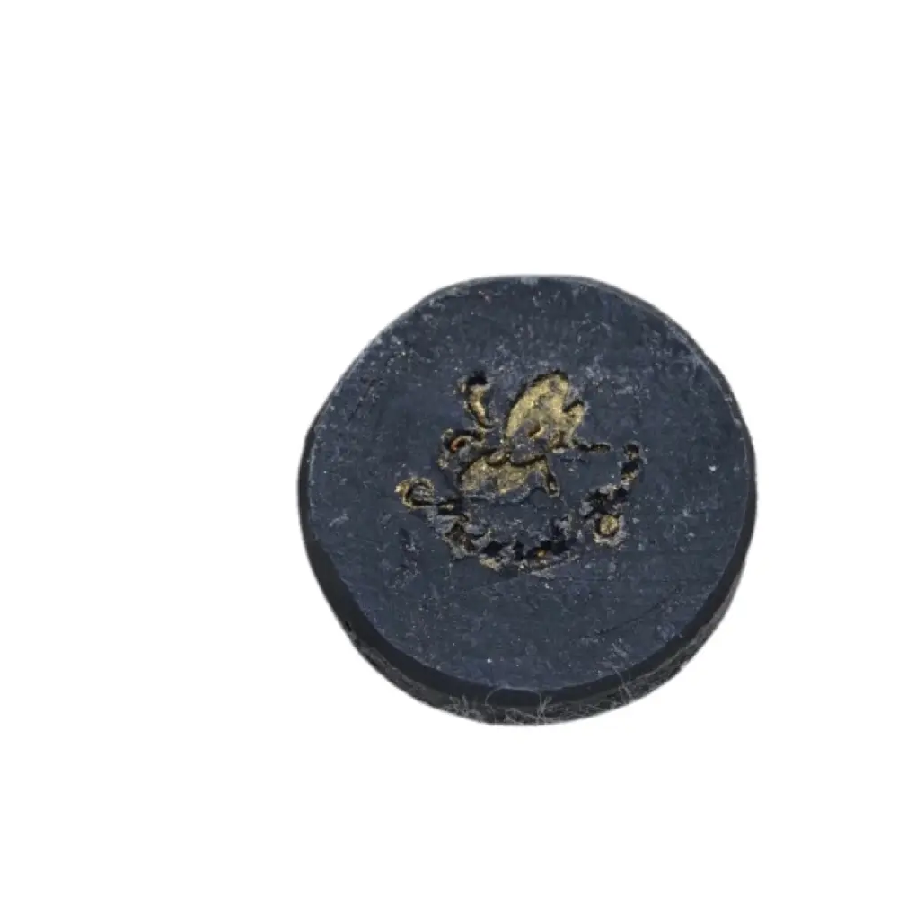 202304_Aktivkohleseife_3St-removebg-preview