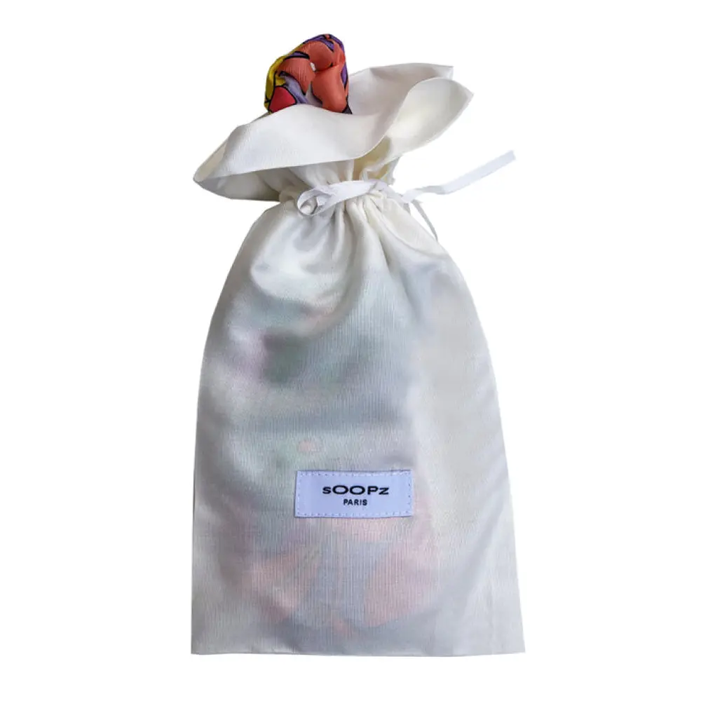 masque-yeux-soie-fleurs-pochette_7ccc5eb0-063f-45c0-9e21-d8e1e058b608