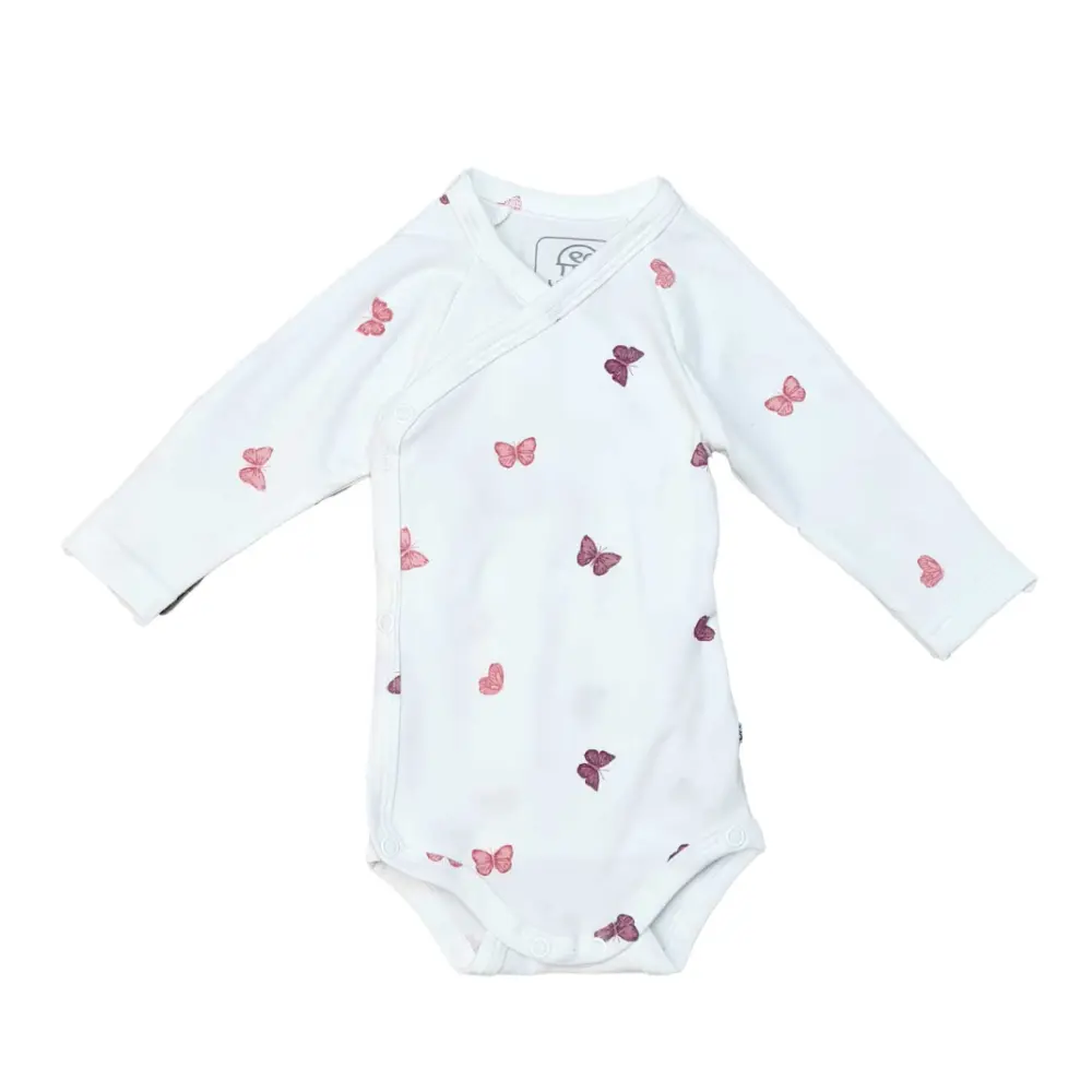 Wickelbody-schmetterling-1