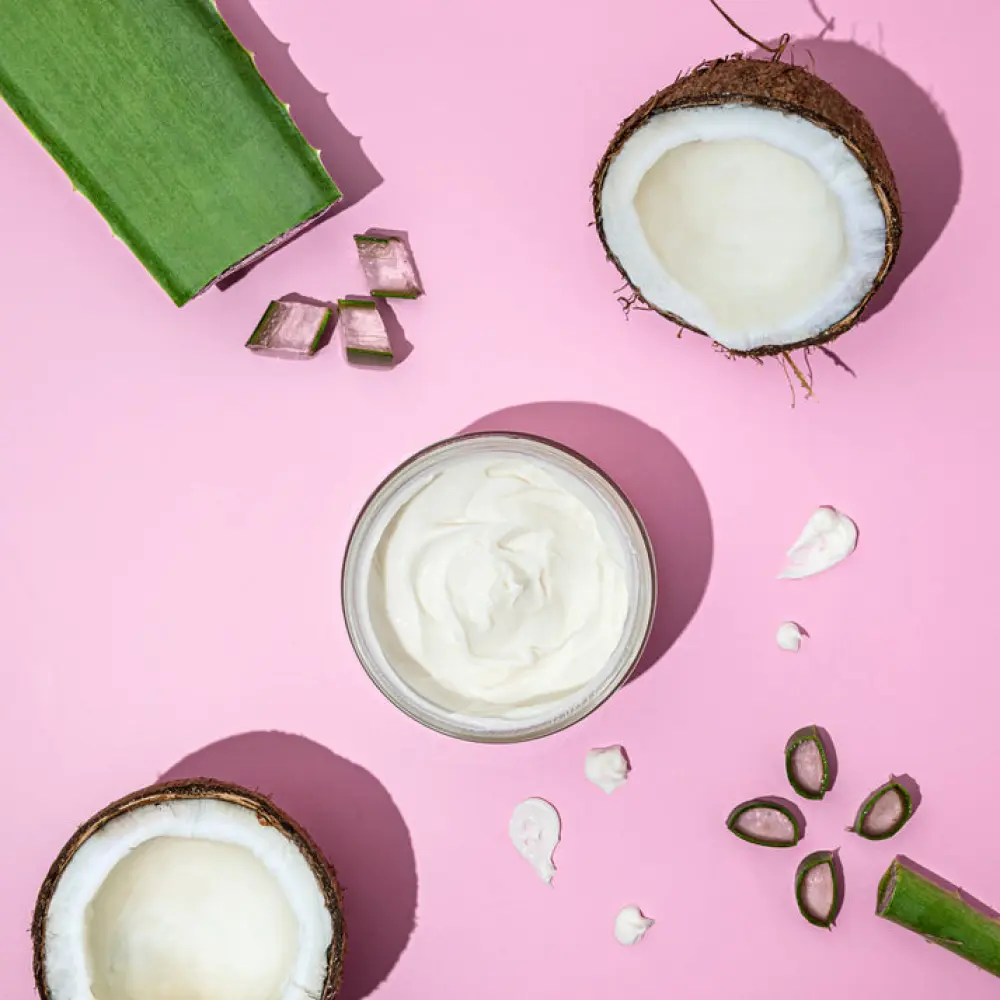 imagedumasquenourrissantCOSMICHAIRCAREnaturelal_aloevera_coco_etkaritebioenformat200MLpourrenforceretnourrirlescheveuxsecs_boucles_frises