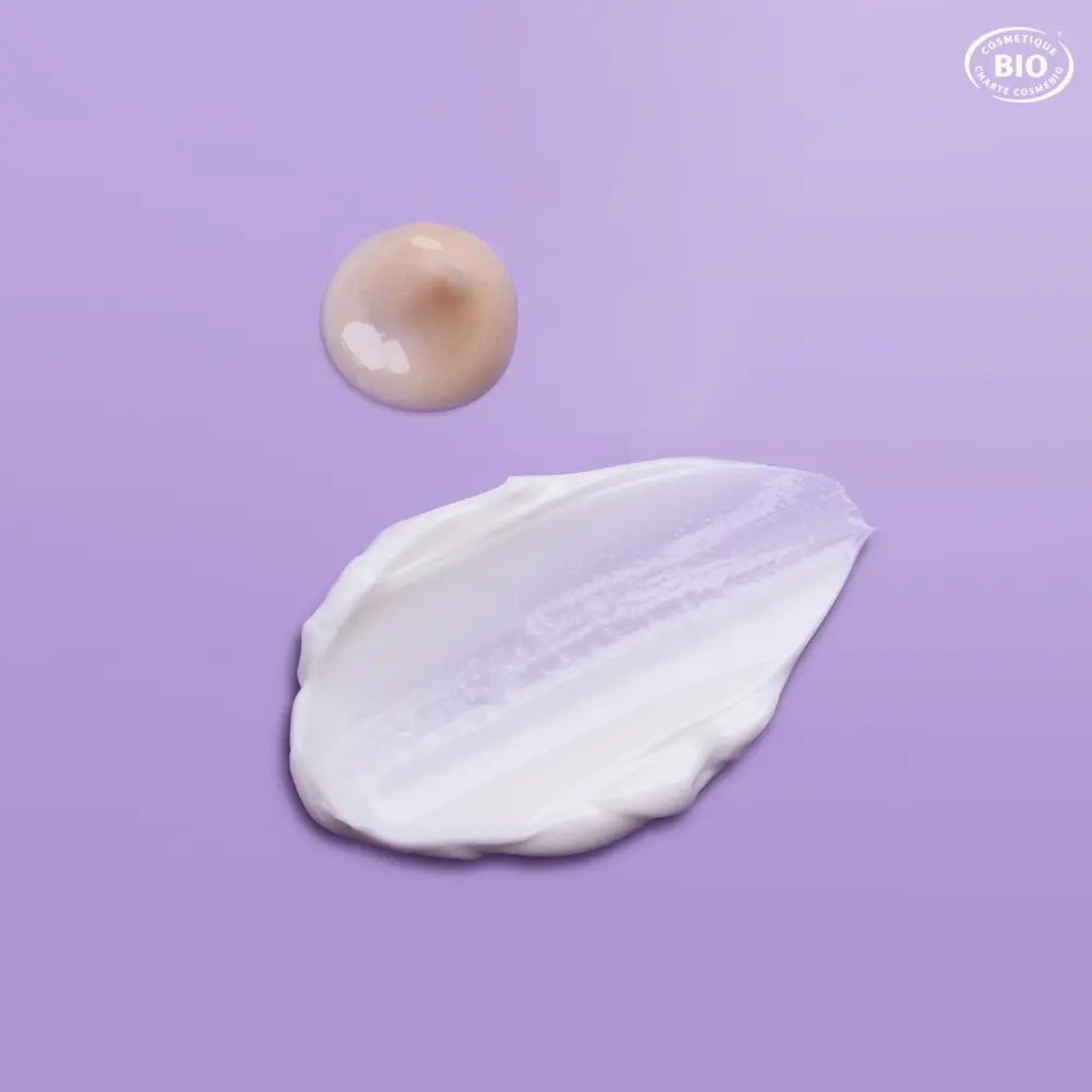 Coffret-duo-superglow-serum-repulpant-et-creme-legere-hydratante-pour-les-peaux-normales-a-grasses