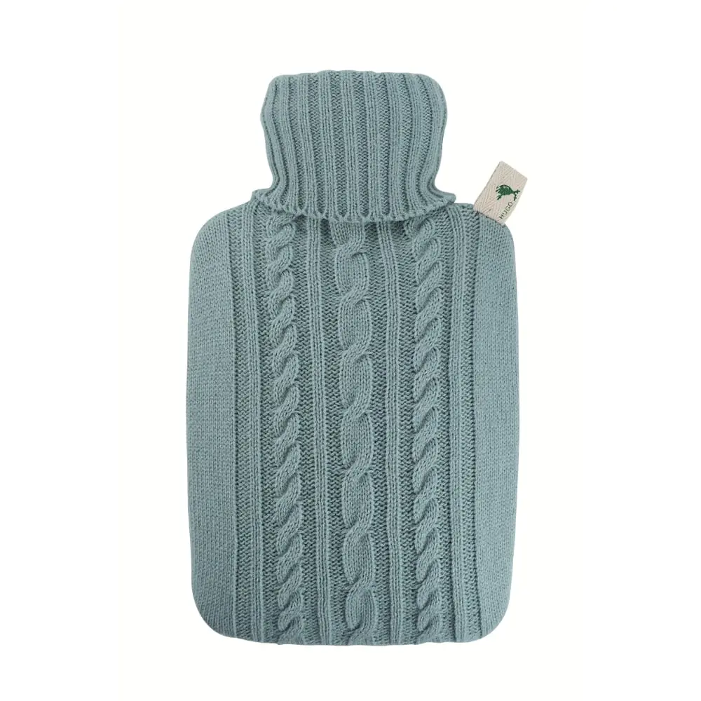 aquaromat-bouillotte-housse-tricotee-motif-torsade-bleu-pastel-ref-42