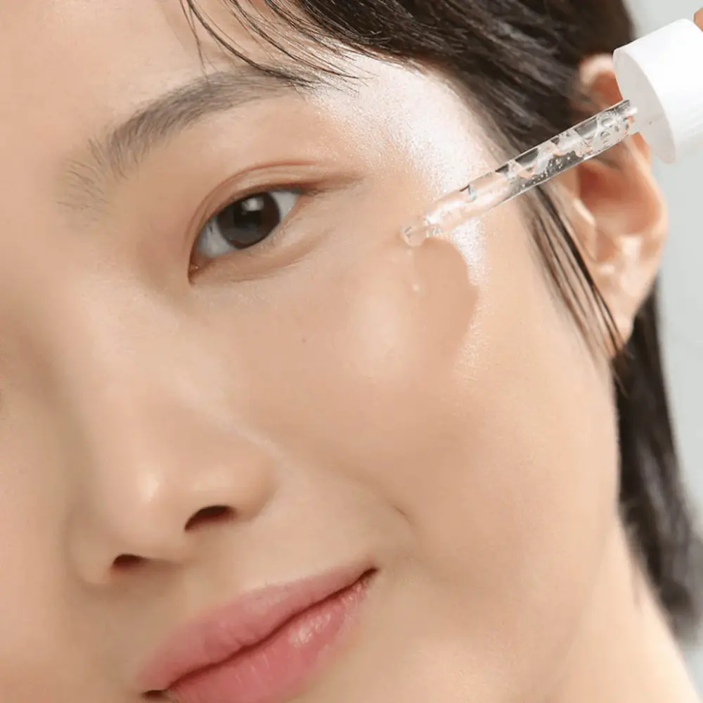 Beauty-of-Joseon-glow-deep-serum-model_5000x