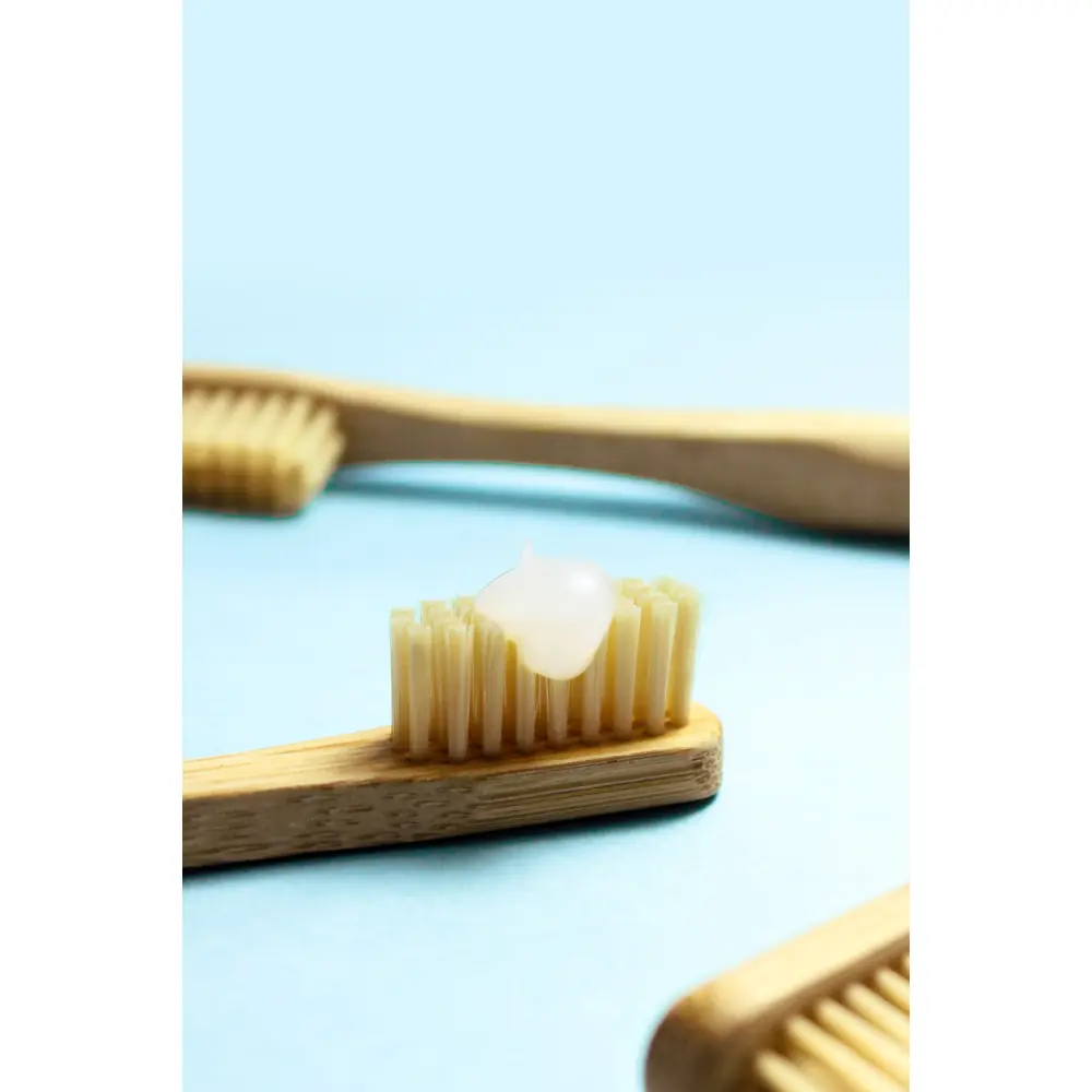 texture-dentifrice-brosse-à-dents-1024x1536
