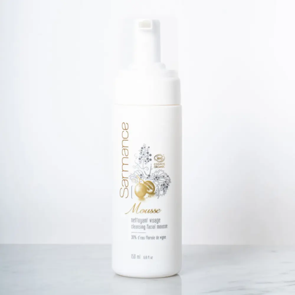 Mousse-nettoyante-bio-Delphine-Saliou-web-768x768
