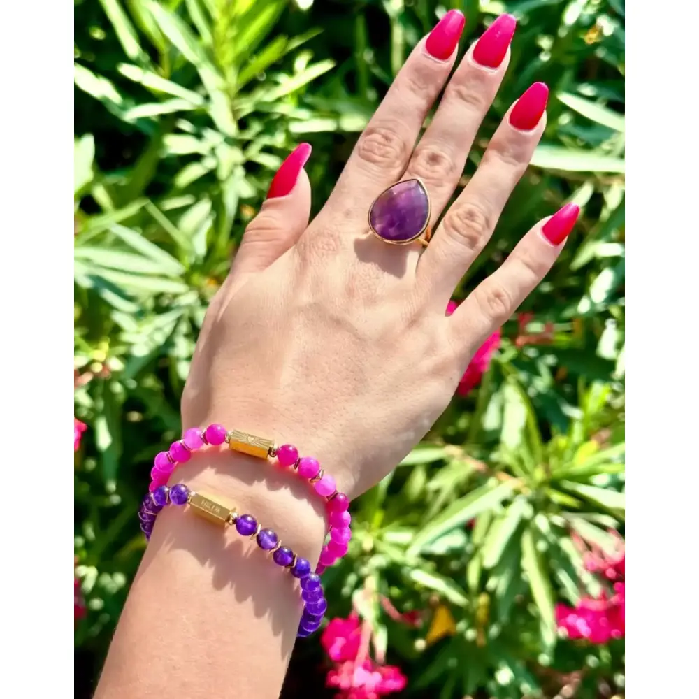 bracelet-caixa-tourmaline-en-pierres-naturelles-acier-inoxydable-sur-mannequin-boutique-bijoux-toulouse