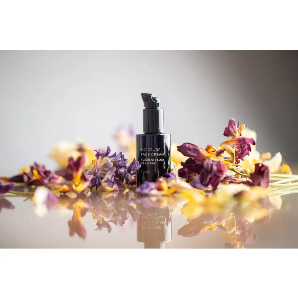 nanu-moisture-soft-cream-3