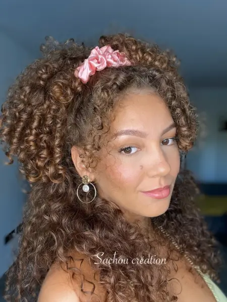 Chouchou en soie de mûrier rose 