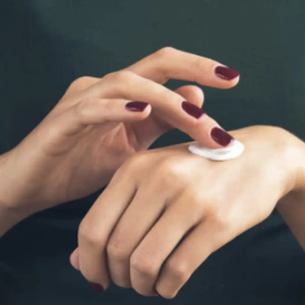 Oil-for-Dry-Hand