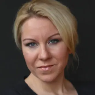 Juliane-Horn-1-837x1024-1