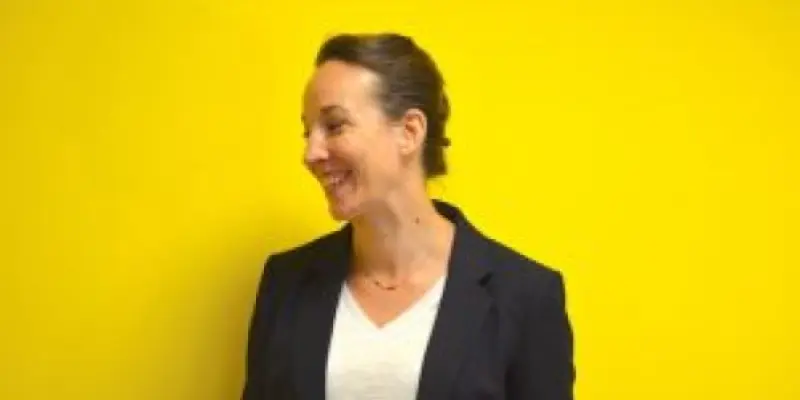 anne-malouli-dhor-haltemis-300x199-1